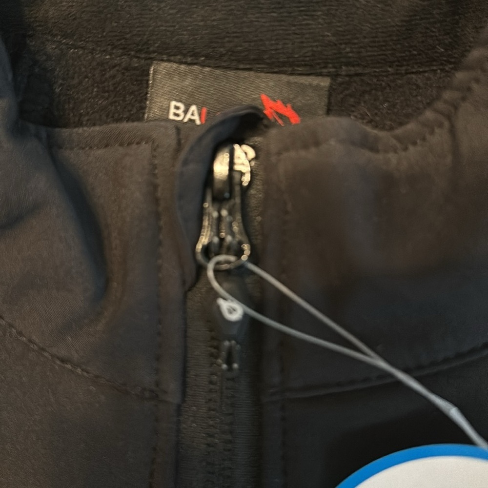 Baleaf Woman’s Thermal Jacket Black Size Small New - Picture 16 of 16